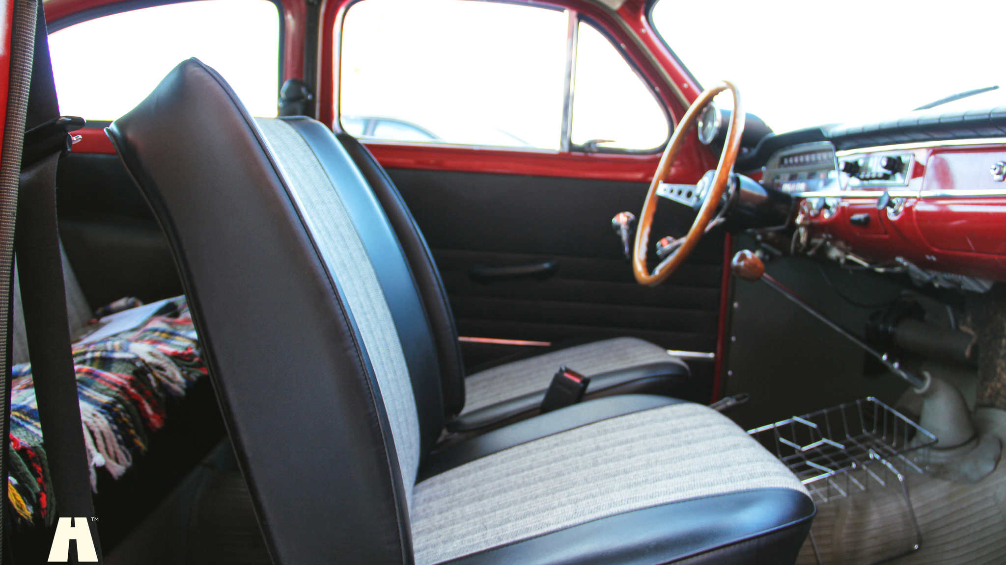 Interiörbild 1965 Volvo PV 544 Sport (2)