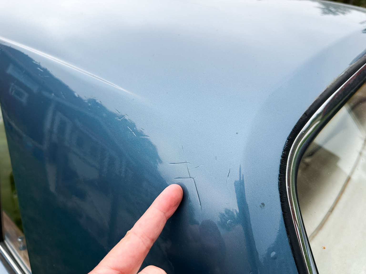 Exteriörbild på 1972 Rolls-Royce Silver Shadow
