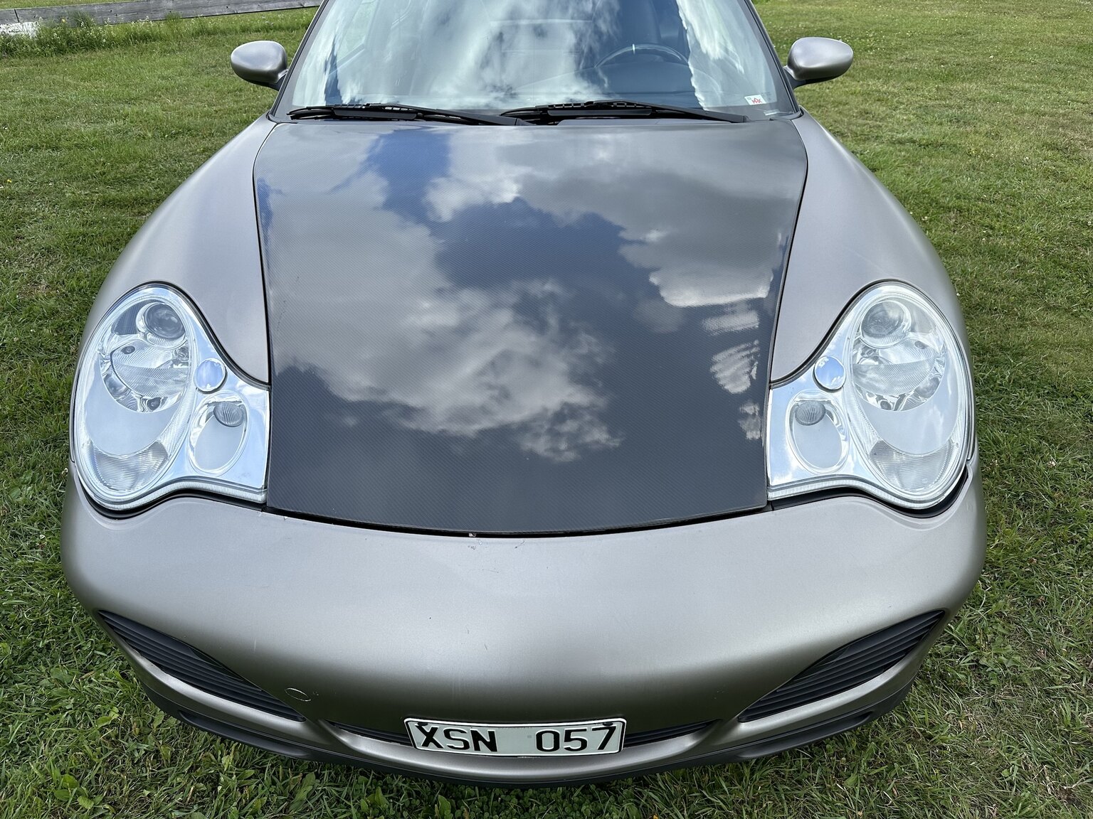 Exterior image of 2002 Porsche 996 Turbo