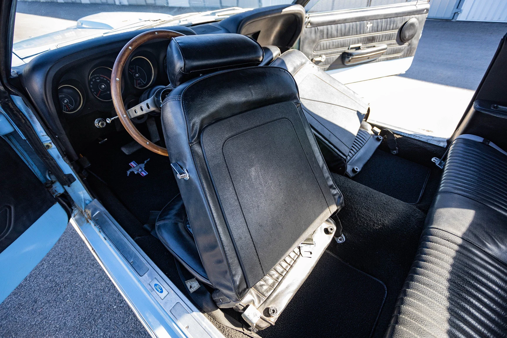 Interiörbild 1969 Ford Mustang GT Cabriolet "M-code" (37)