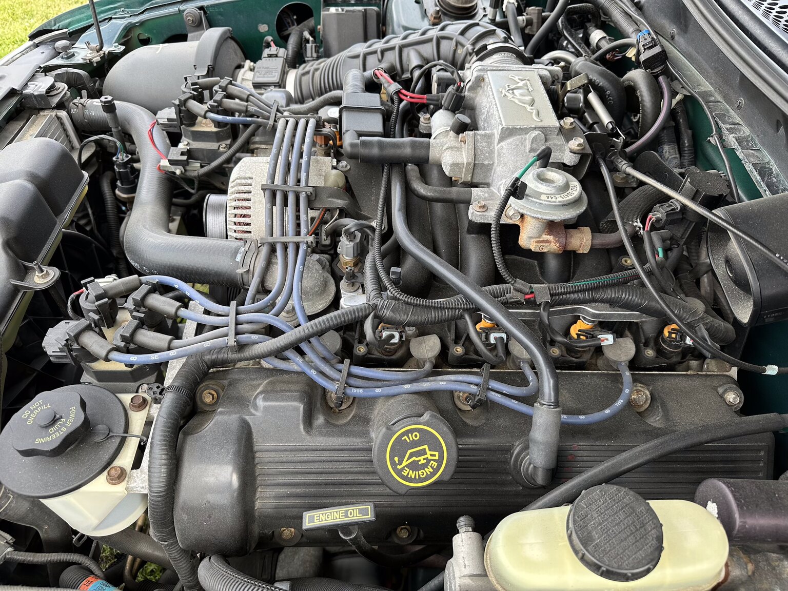 Image of 1998 Ford Mustang GT Convertible mechanics