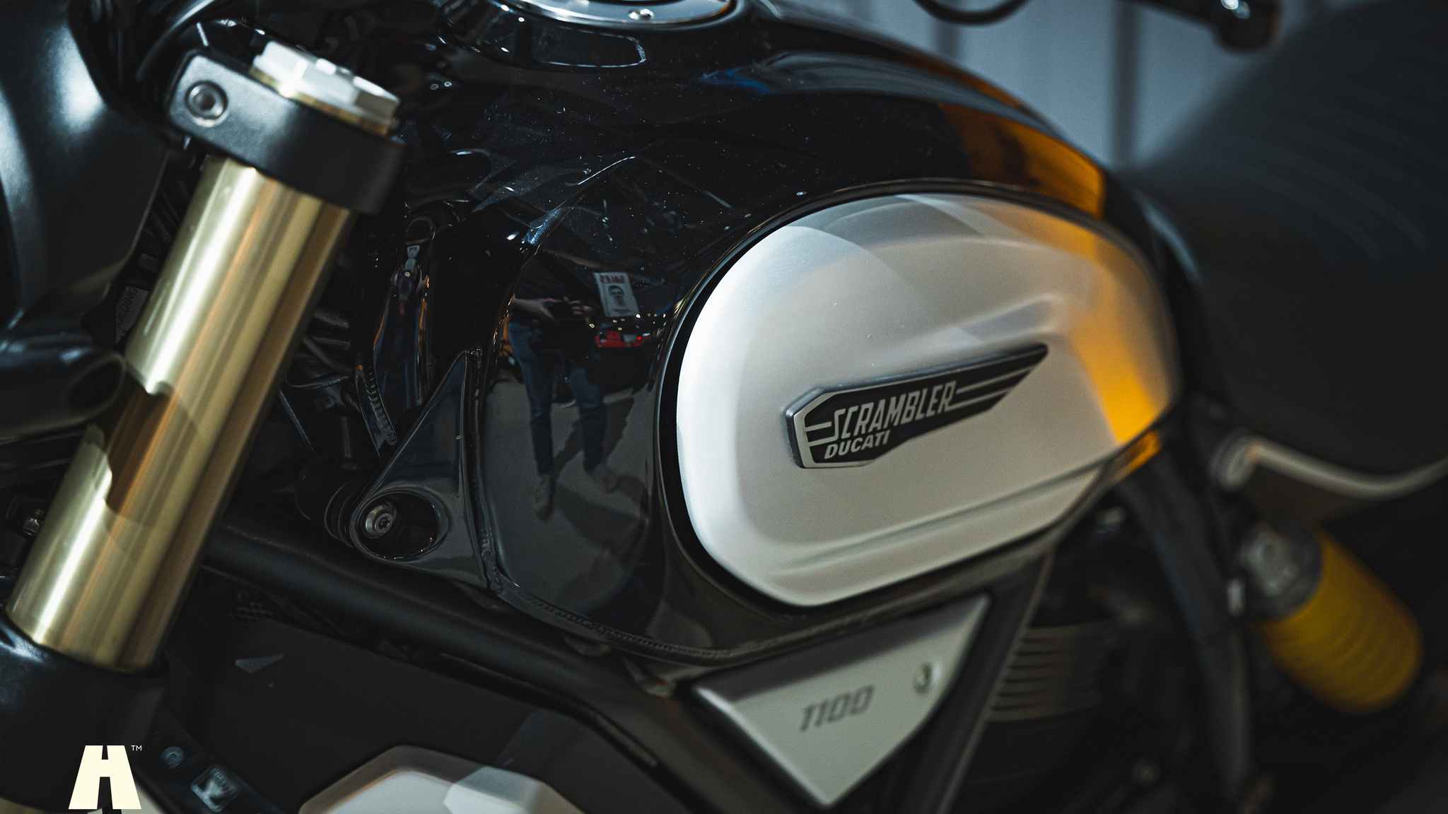 Exterior image of 2018 Ducati Scrambler 1100 (19)