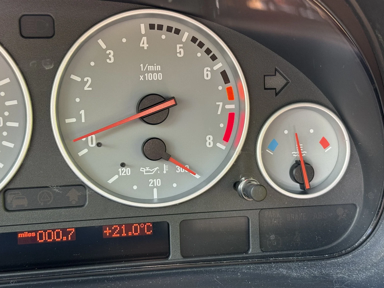 Innenraumfoto von 2001 BMW M5 E39 LCI (61)