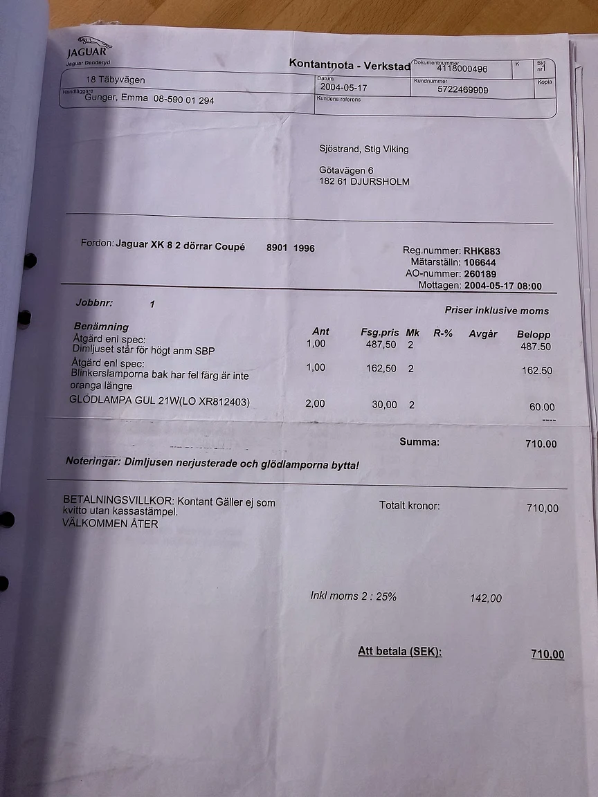 Documentation for 1997 Jaguar XK8 (41)