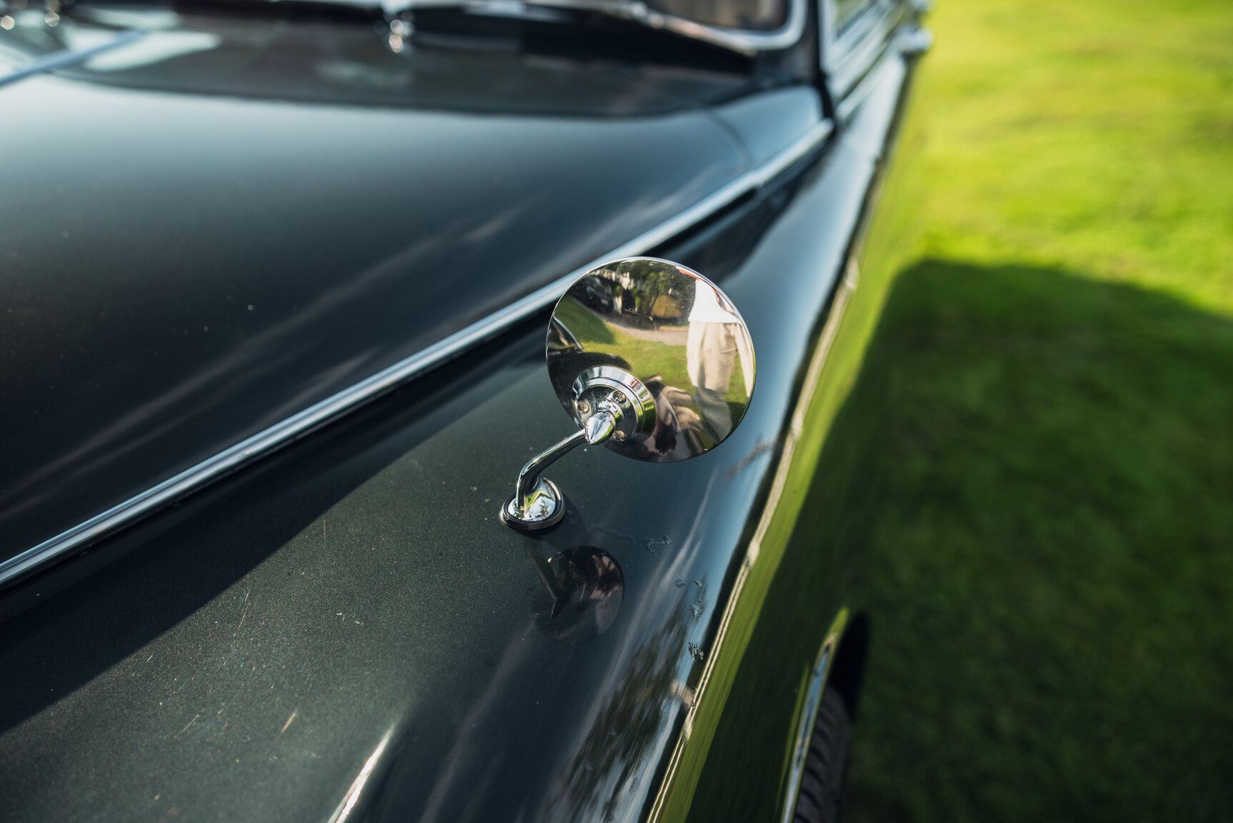 Exterior image of 1965 Daimler 250 V8