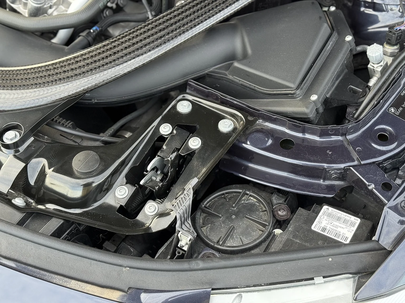 Image of 2017 BMW M3 Competition 30 Jahre (6) mechanics