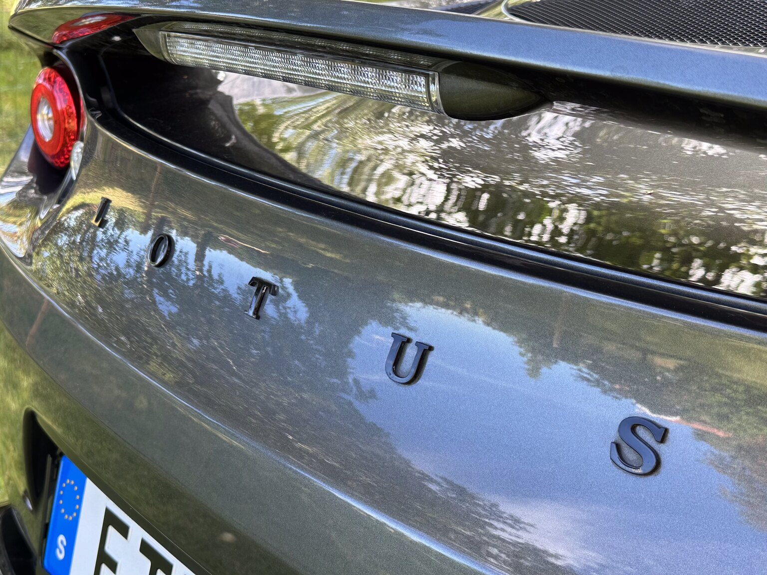 Exteriörbild på 2015 Lotus Evora S