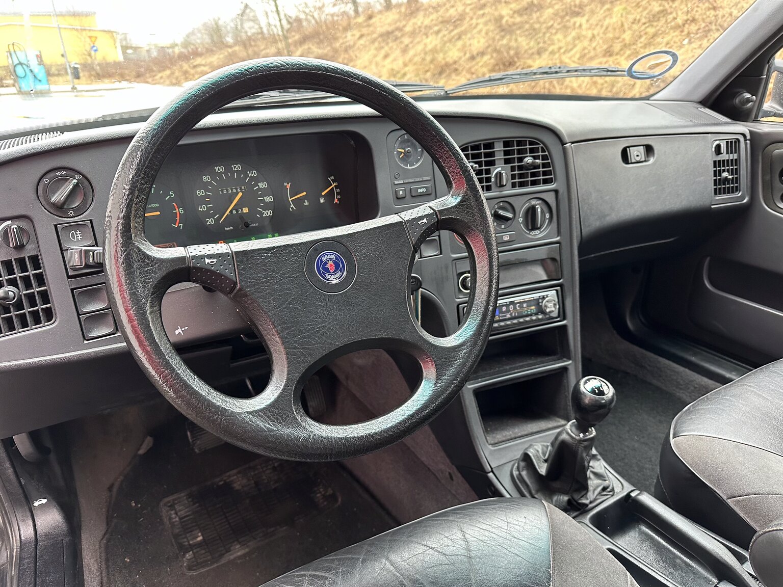 Innenraumfoto von 1988 SAAB 9000i