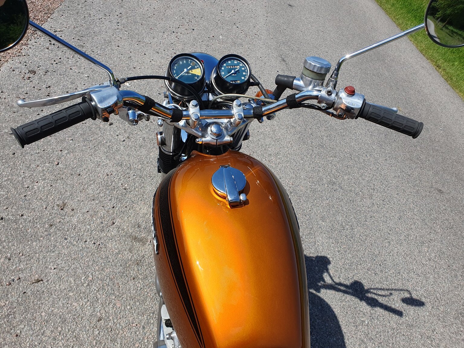 Exterior image of 1971 Honda CB 450 DOHC K3