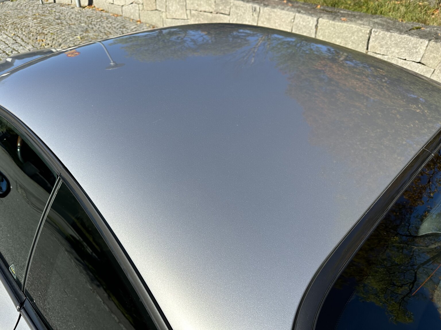 Exterior image of 2000 Jaguar XK 8