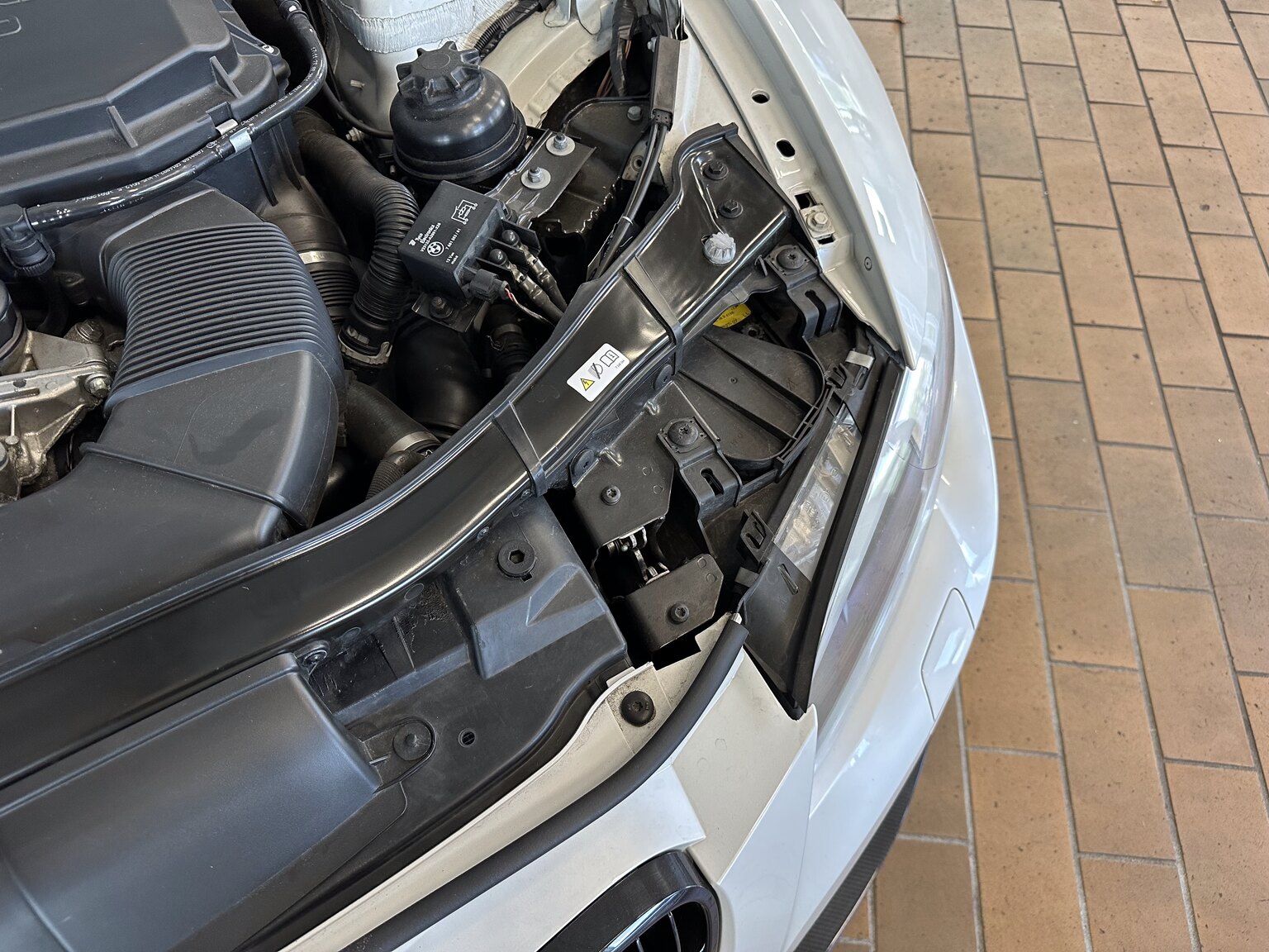 Image of 2012 ALPINA B3 GT3 Switch-Tronic mechanics