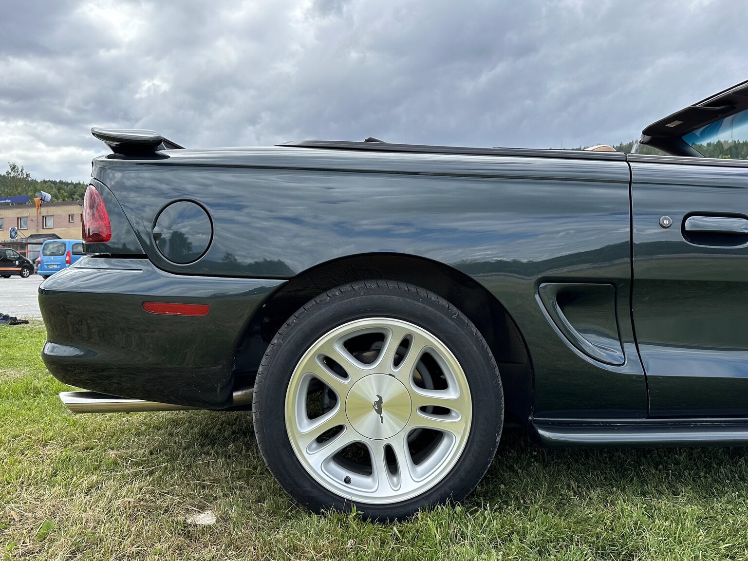 Exterior image of 1998 Ford Mustang GT Convertible