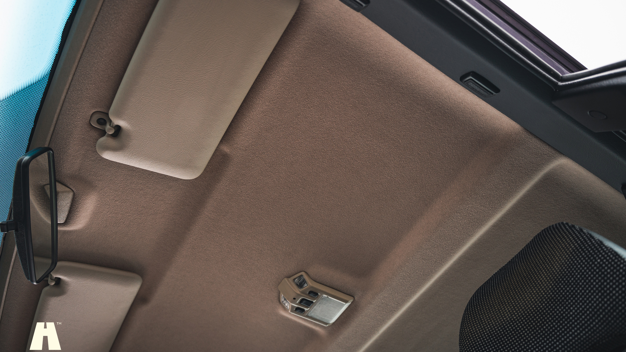 Interior image of 1995 Volvo 940 SE