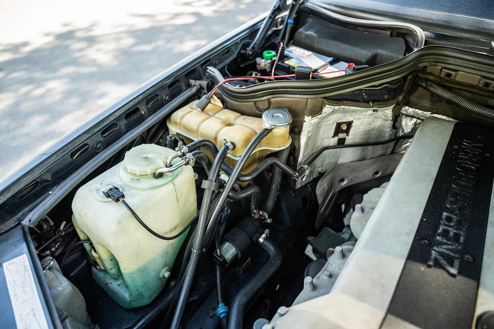 Image of 1993 Mercedes-Benz 300 CE-24 Cabriolet mechanics (31)