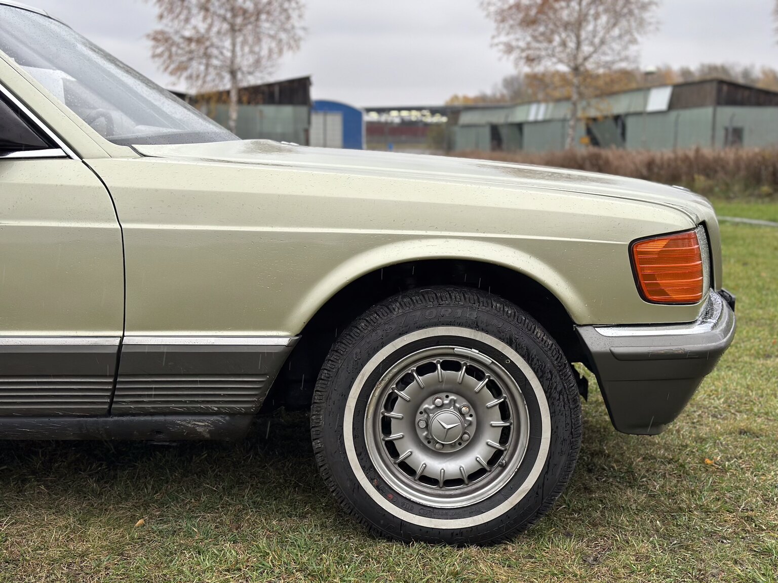 Aussenfoto 1983 Mercedes-Benz 500 SEC