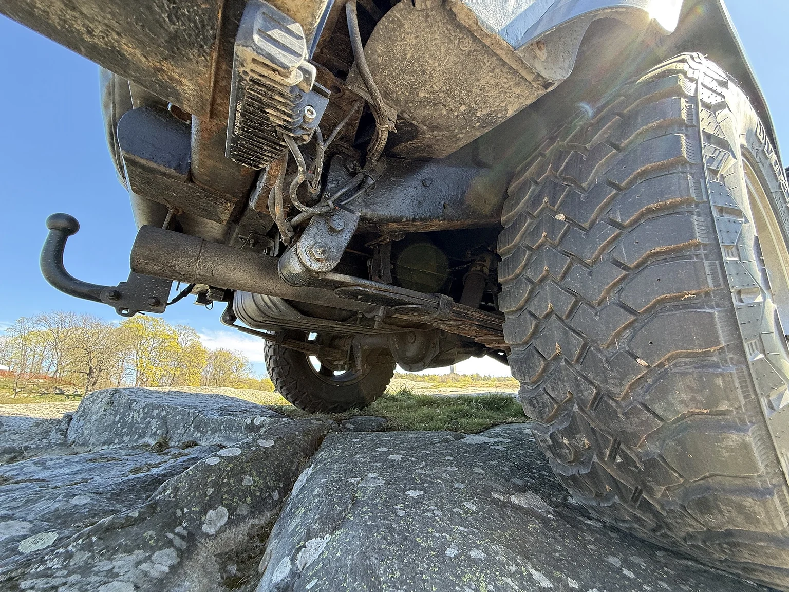 Image of 1990 Jeep Wrangler Islander (25) mechanics