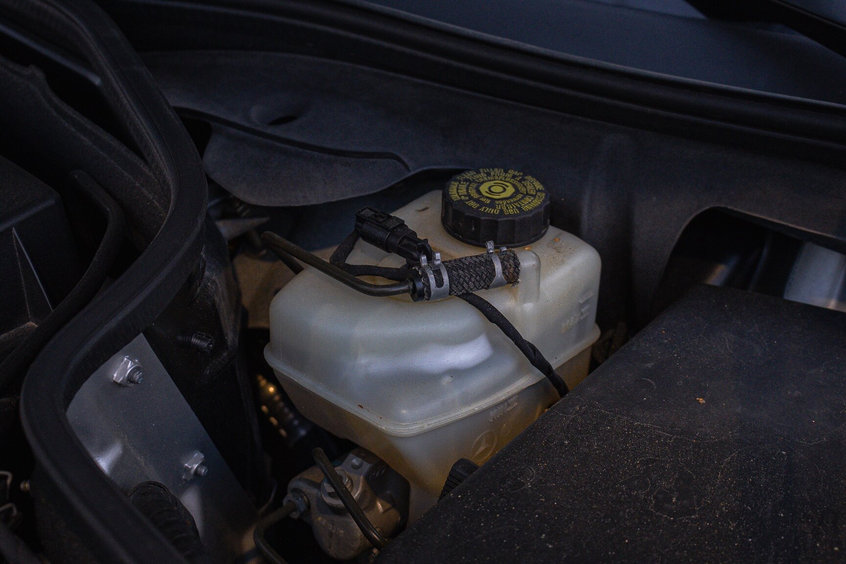 Image of 2002 Mercedes-Benz SL 500 mechanics