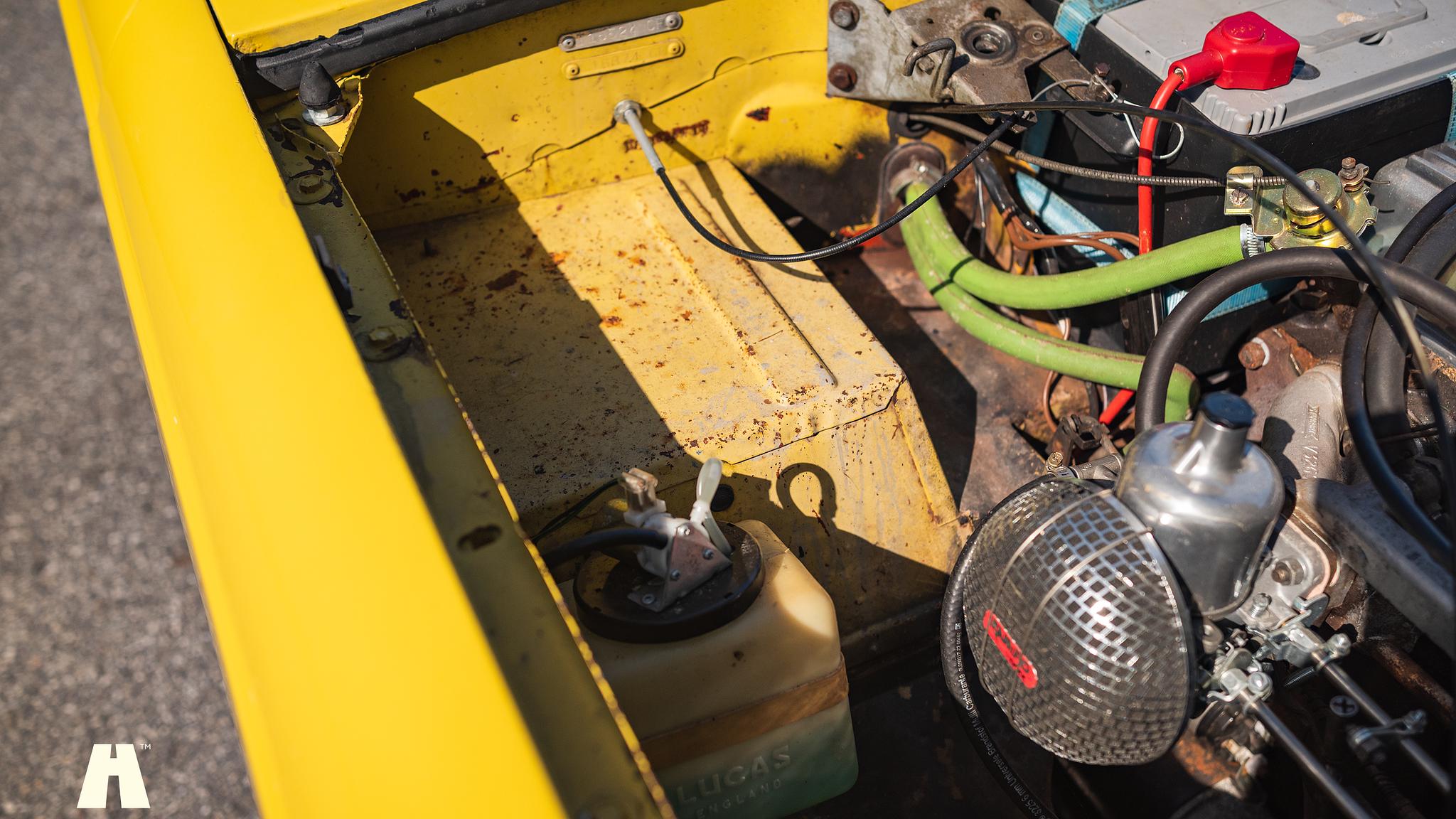 Image of 1974 Triumph TR6 mechanics (37)