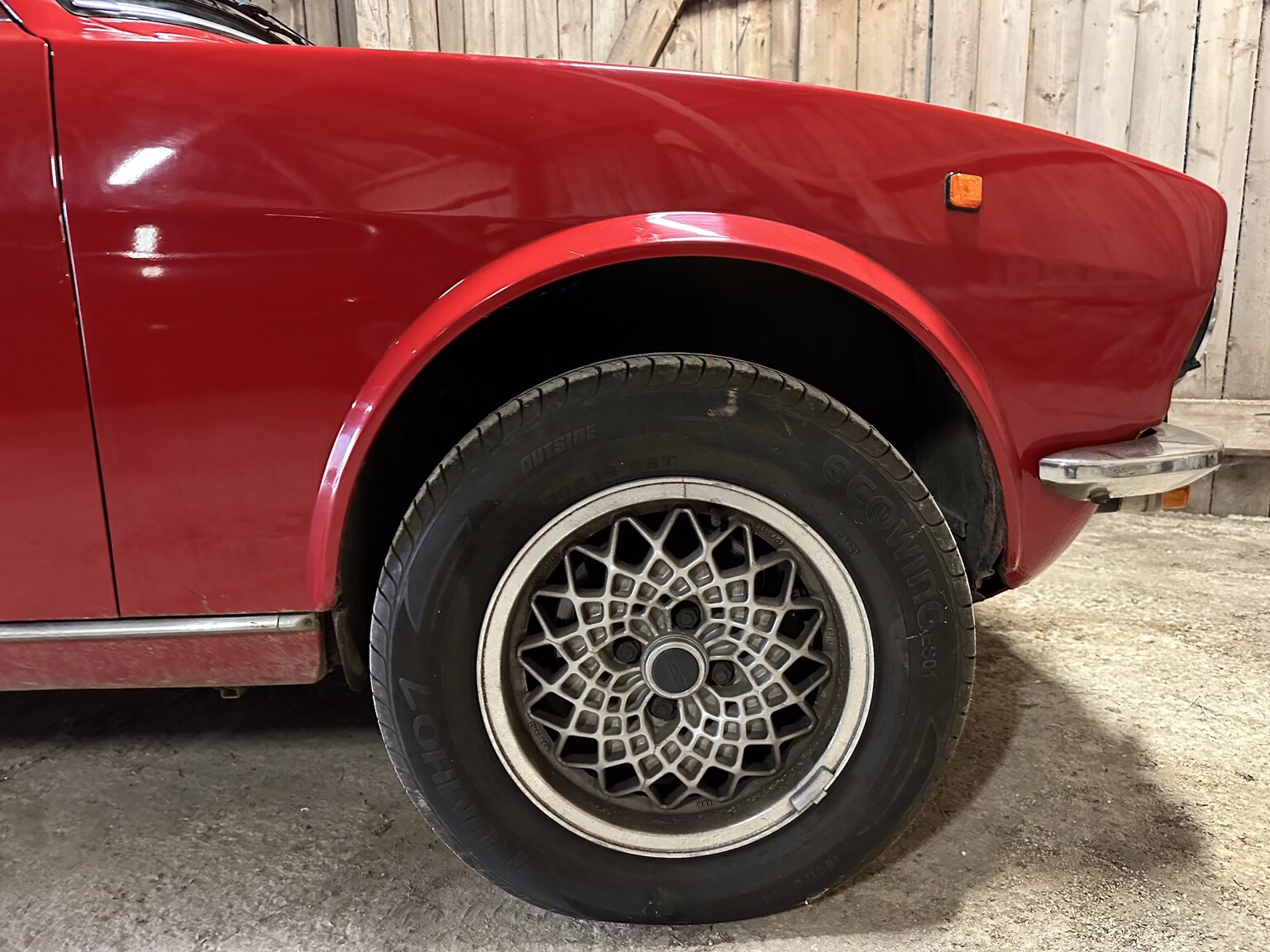 Exteriörbild på 1977 Alfa Romeo Alfetta