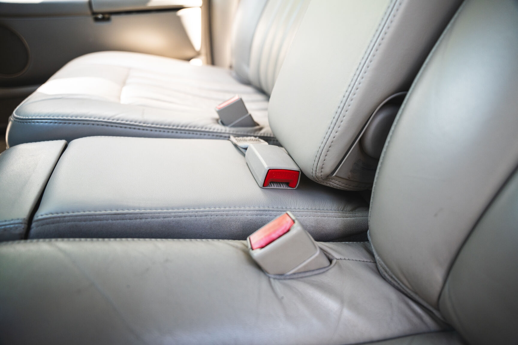 Interior image of 2003 Lincoln Town Car