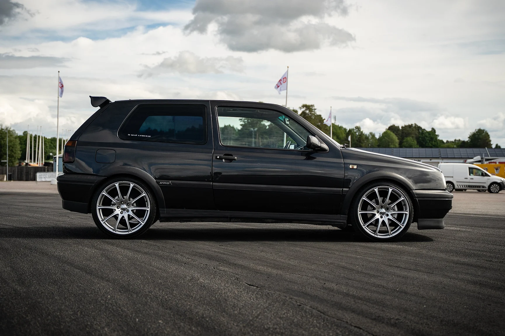 Aussenfoto 1994 Volkswagen Golf 3-door VR6 (5)