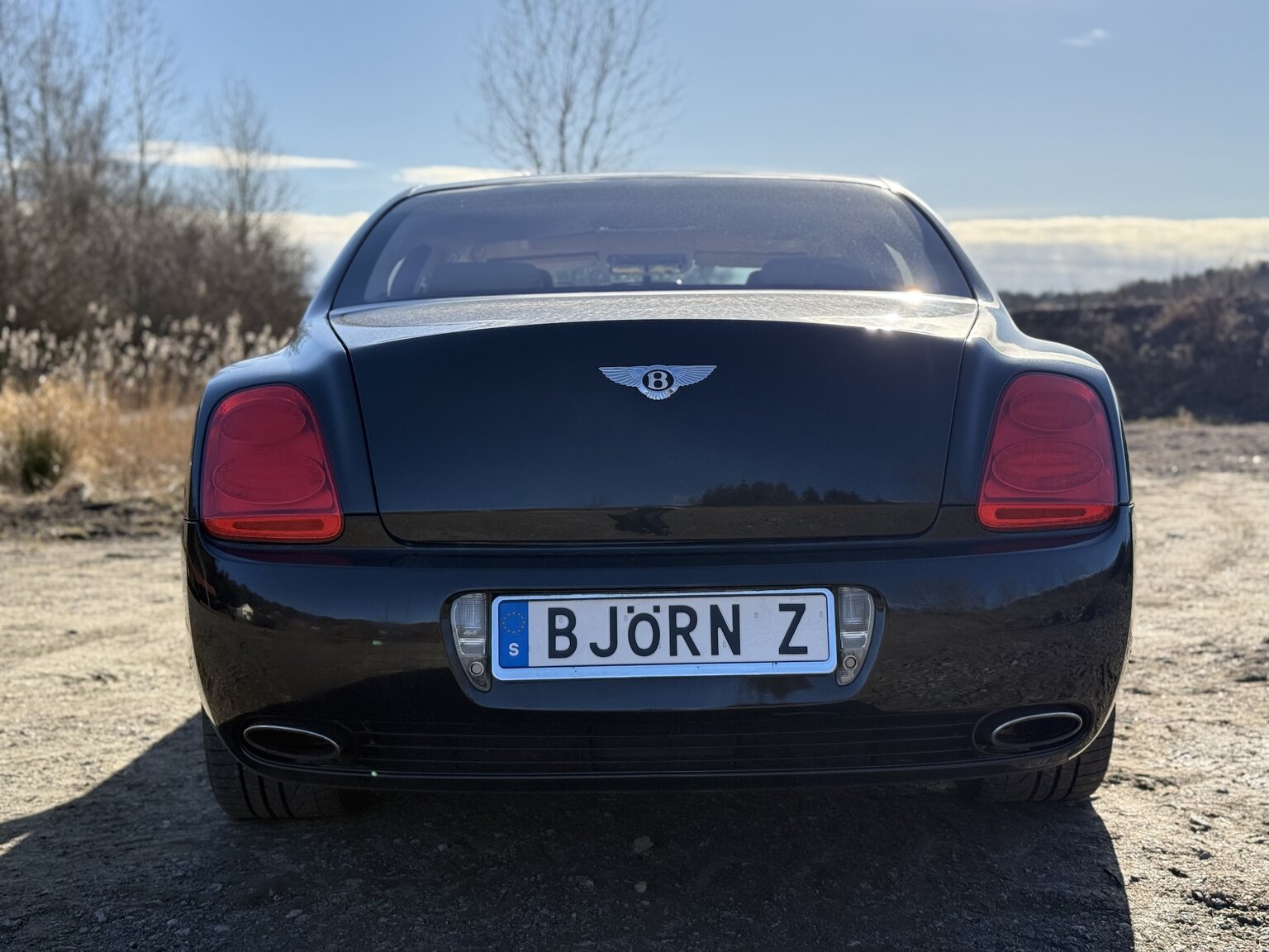 Exteriörbild på 2005 Bentley Flying Spur