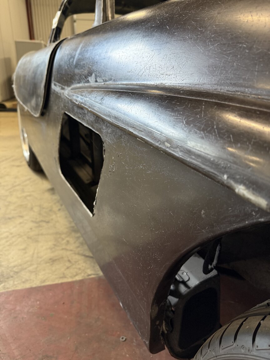 Exterior image of 2000 Mercedes-Benz SLK 230 "Gullwing" (8)