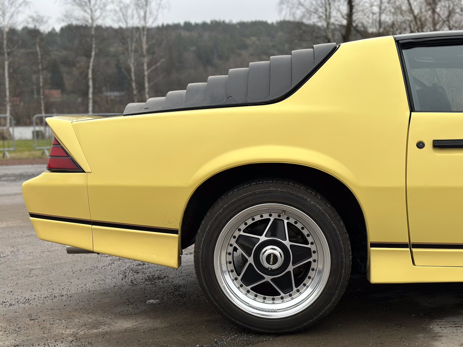 Exterior image of 1987 Chevrolet Camaro Z28