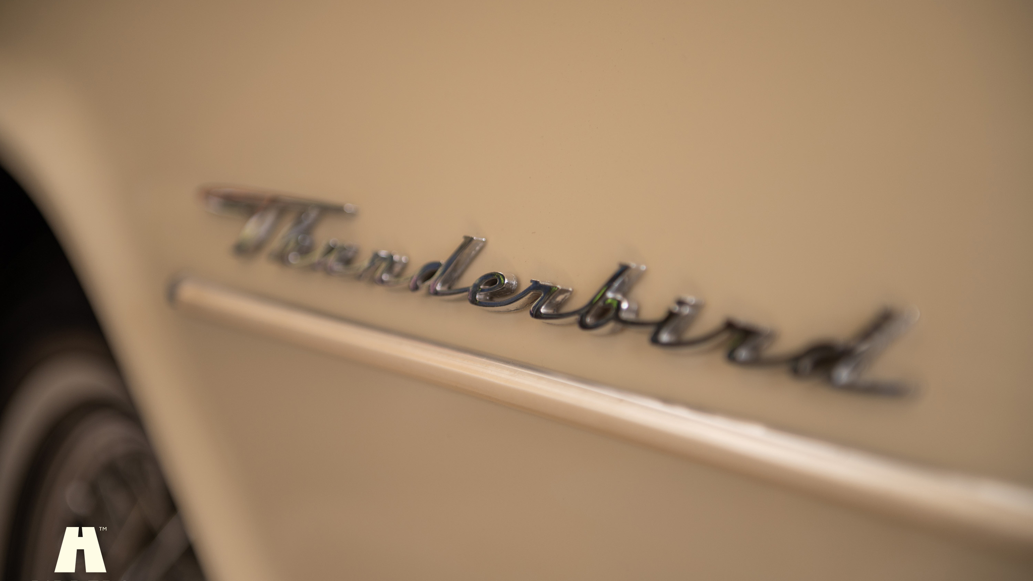 Exterior image of 1964 Ford Thunderbird 6.4 HT (47)