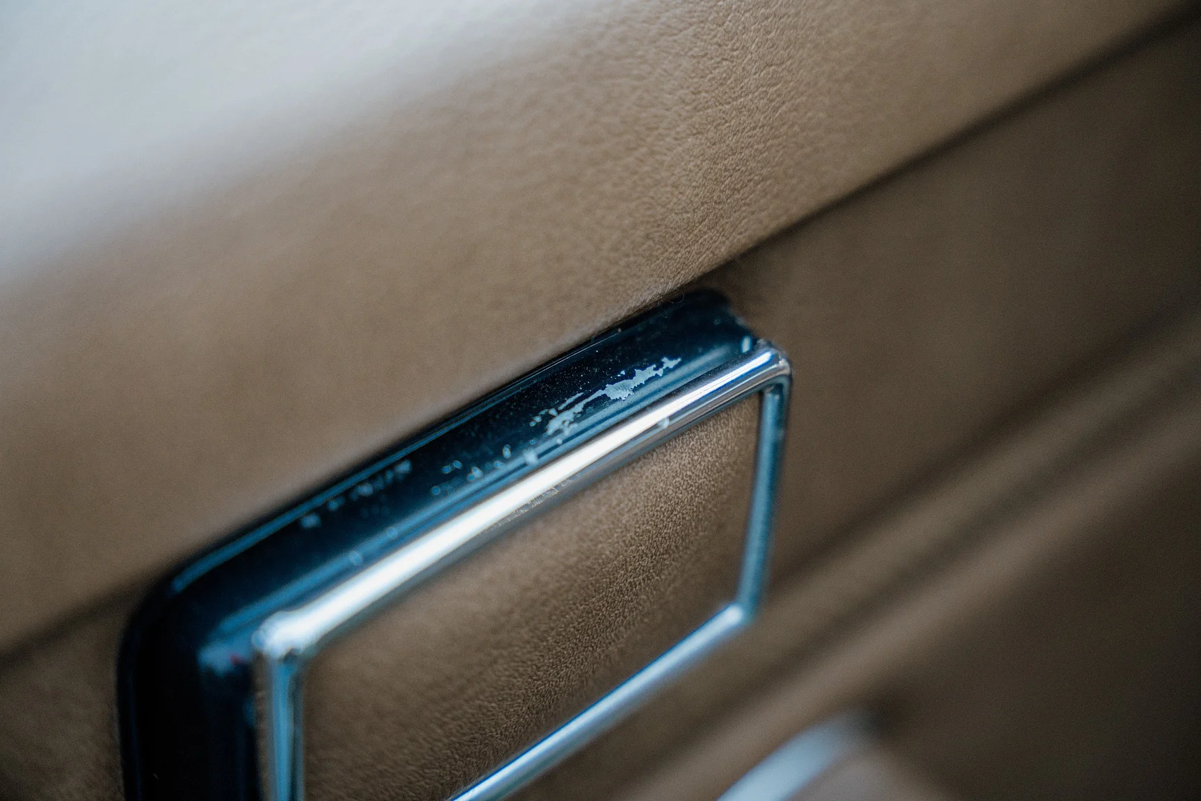 Interior image of 1975 Mercedes-Benz 240 D 3.0 (40)