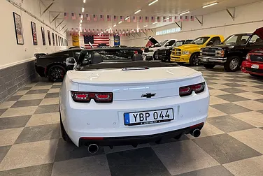 #<Image:0x00007f92f7f68e98>