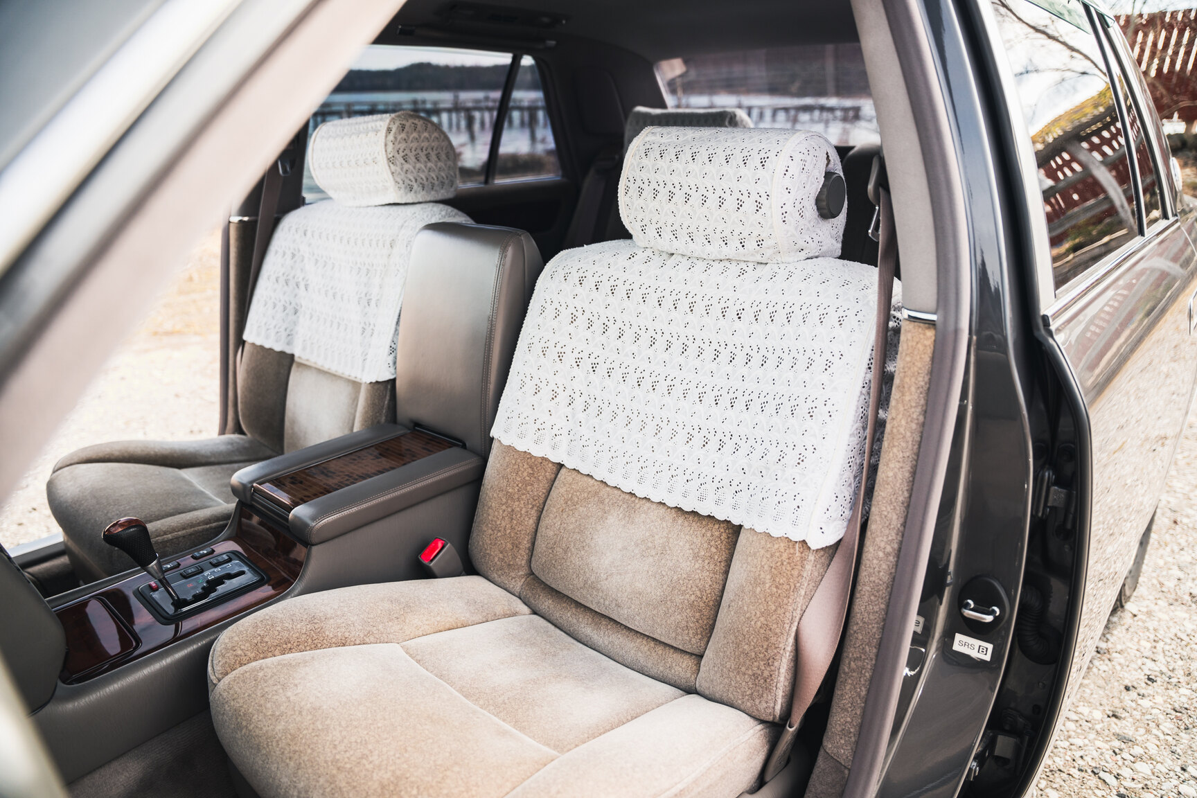 Interiörbild 2000 Toyota Century