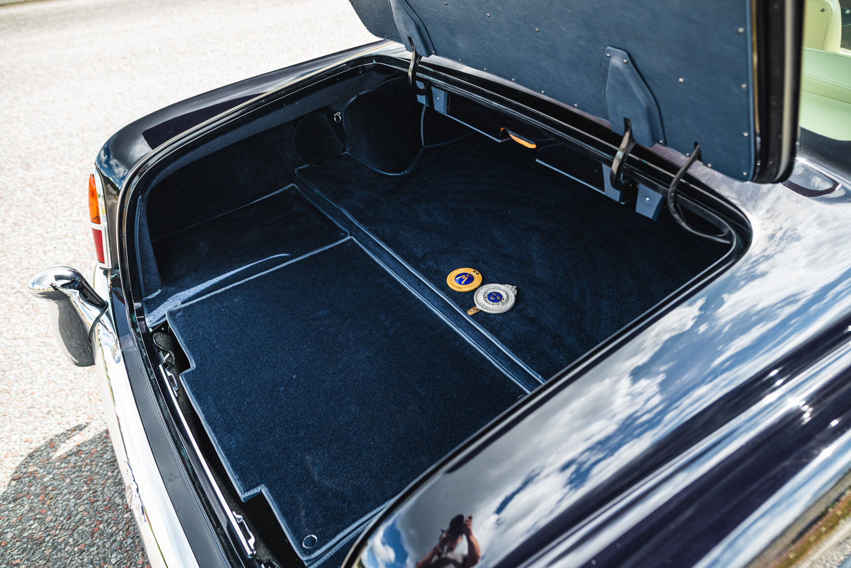 Interior image of 1960 Bentley S2 Continental 