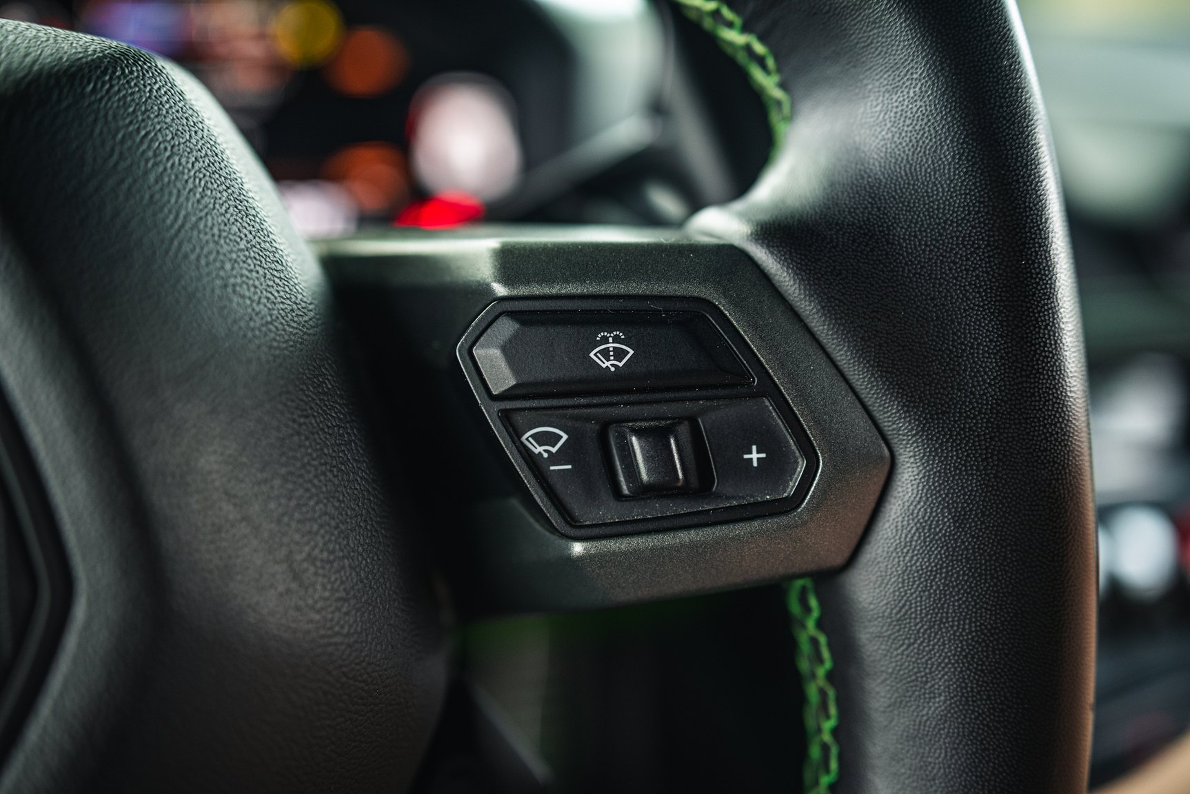Innenraumfoto von 2016 Lamborghini Huracan LP-610-4