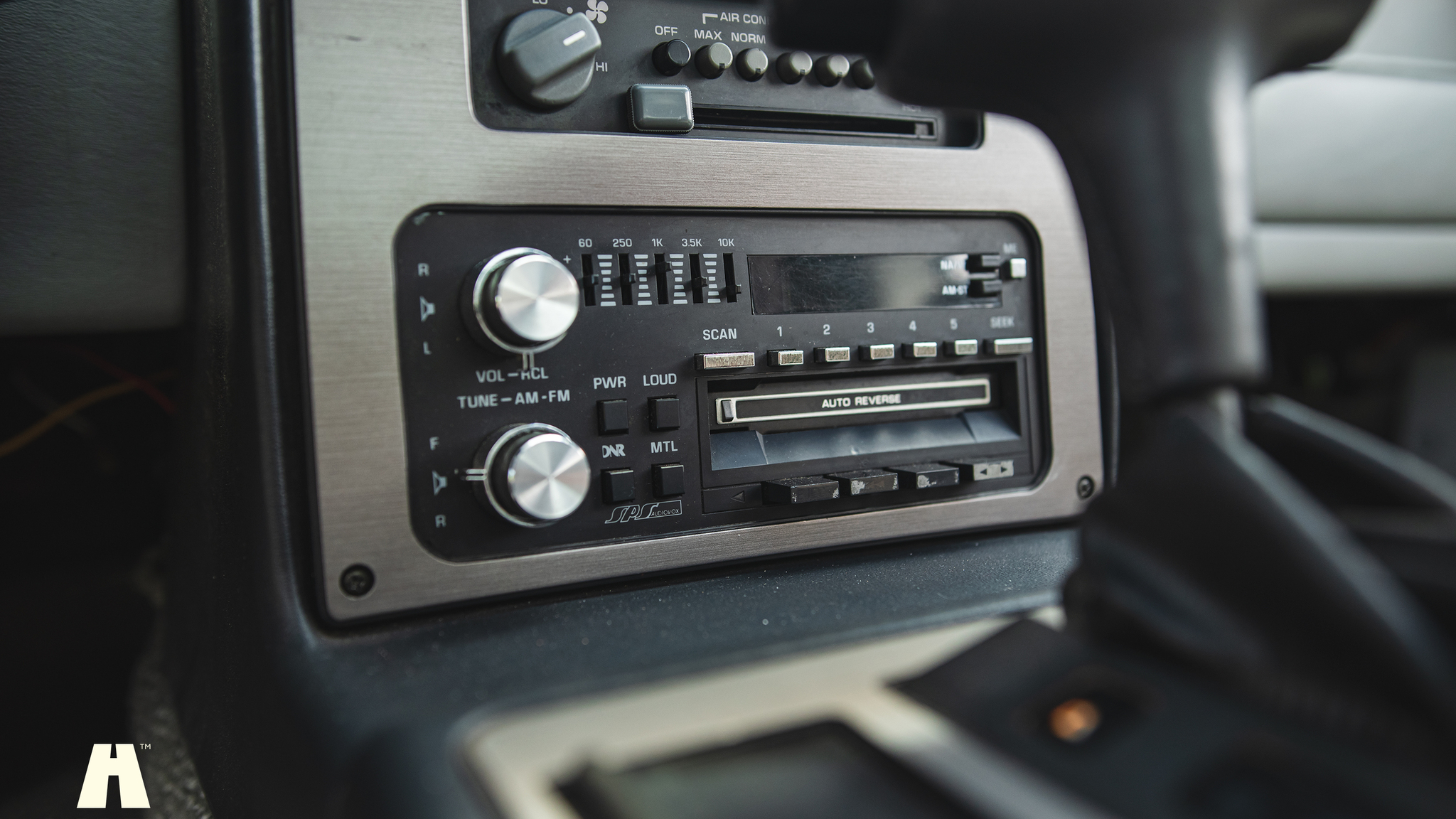 Innenraumfoto von 1985 Pontiac Fiero GT (33)