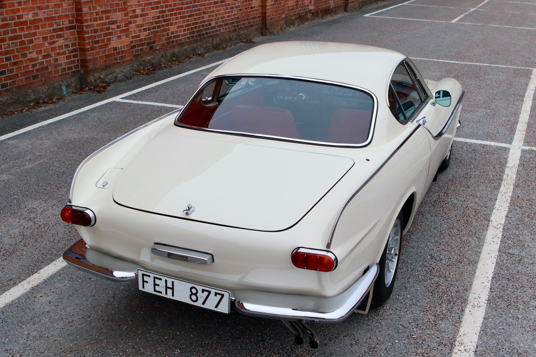 Exteriörbild på 1964 Volvo P 1800S