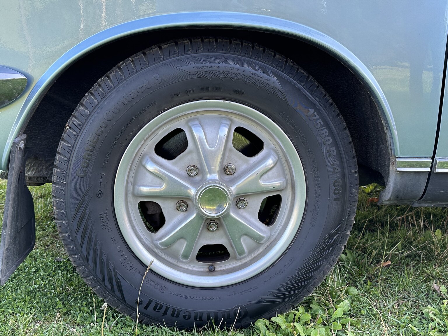 Exteriörbild på 1975 NSU RO 80