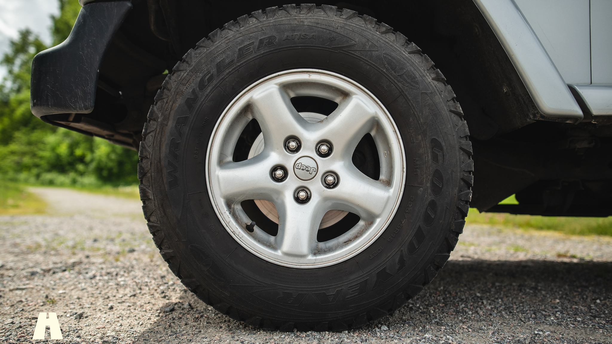 Exteriörbild på 2006 Jeep Wrangler 4.0L Sahara 