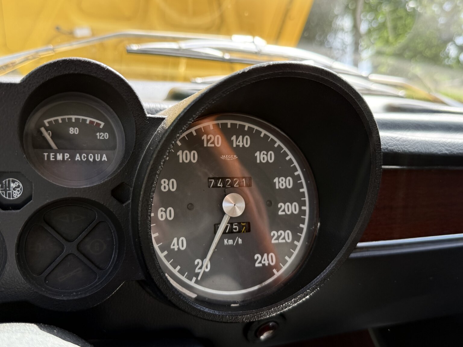 Interior image of 1974 Alfa Romeo GT 1600 Junior