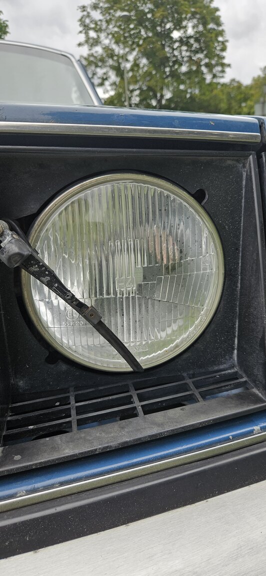 Exteriörbild på 1977 Volvo 242