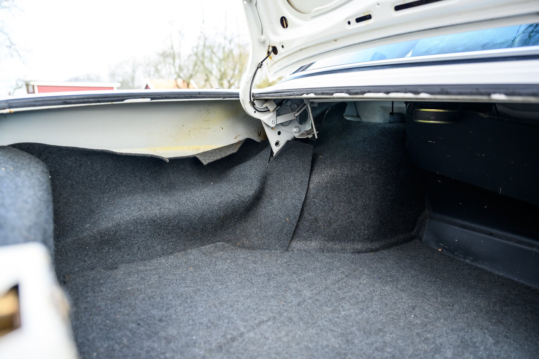 Interior image of 1986 BMW 520i