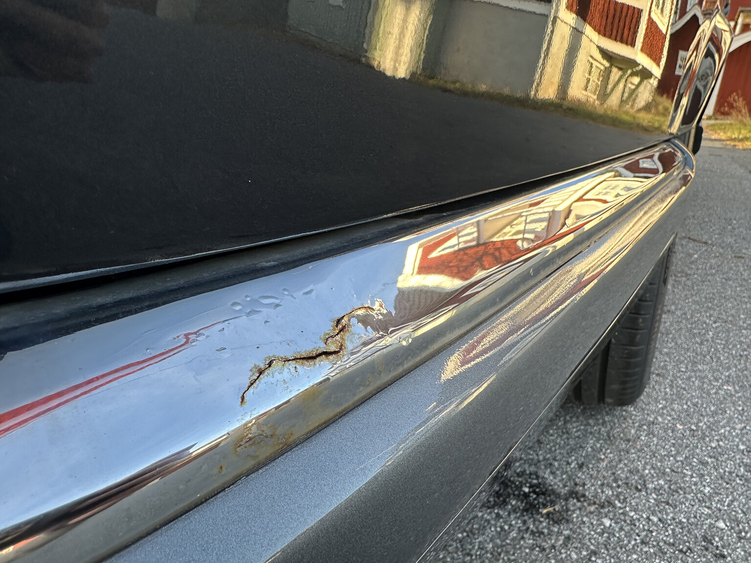 Exteriörbild på 1988 Mercedes 560 SEC