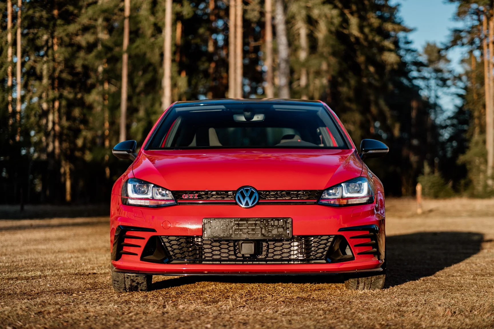 Exterior image of 2016 Volkswagen Golf GTi Clubsport S - no. 291/400 (9)