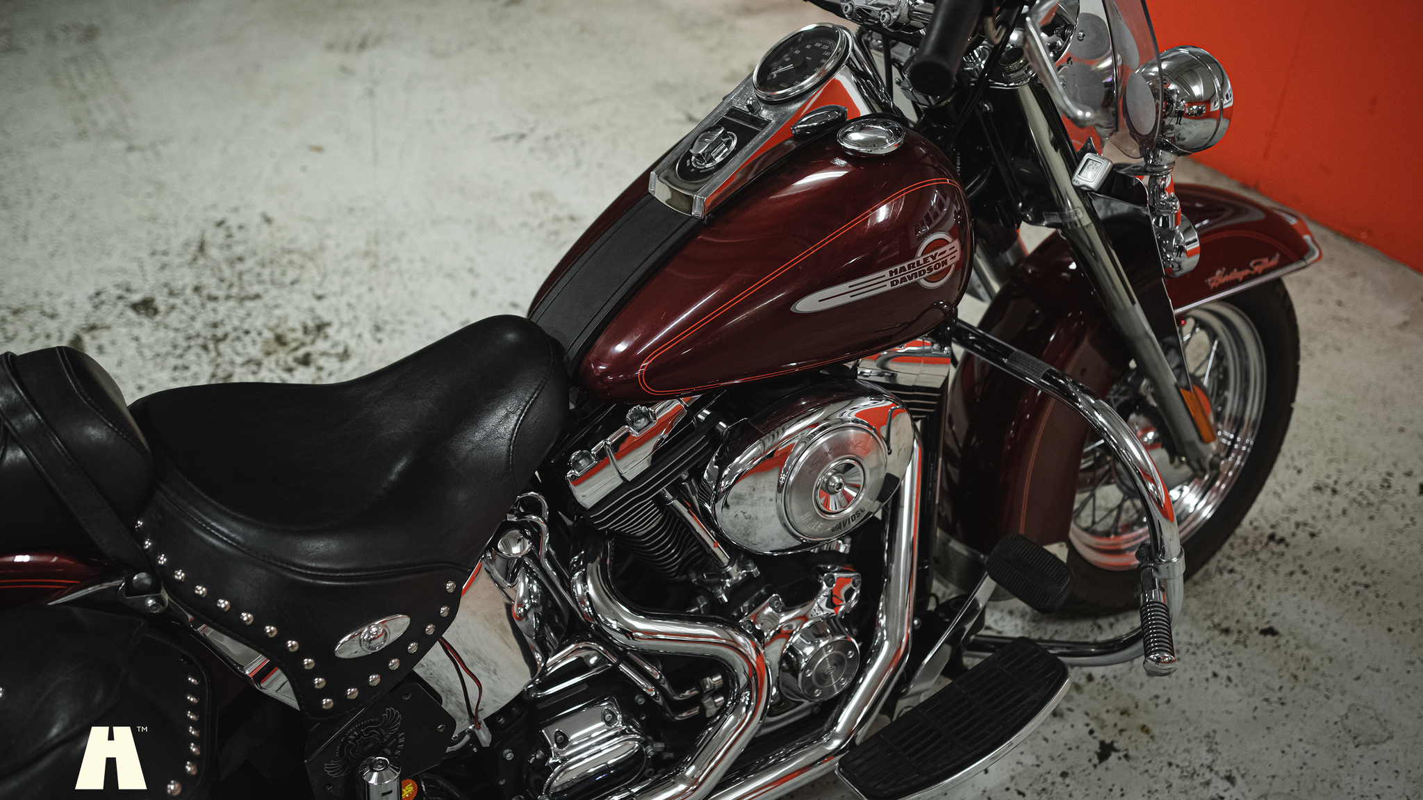 Exterior image of 2002 Harley-Davidson Heritage Softail Classic