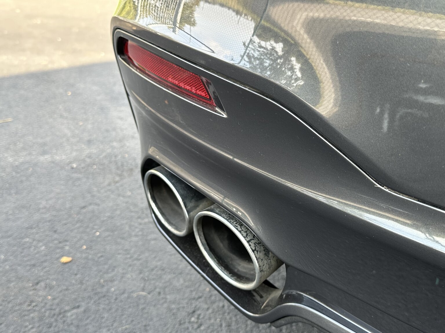 Exterior image of 2019 ALPINA B5 S Bi-Turbo Sedan ALLRAD