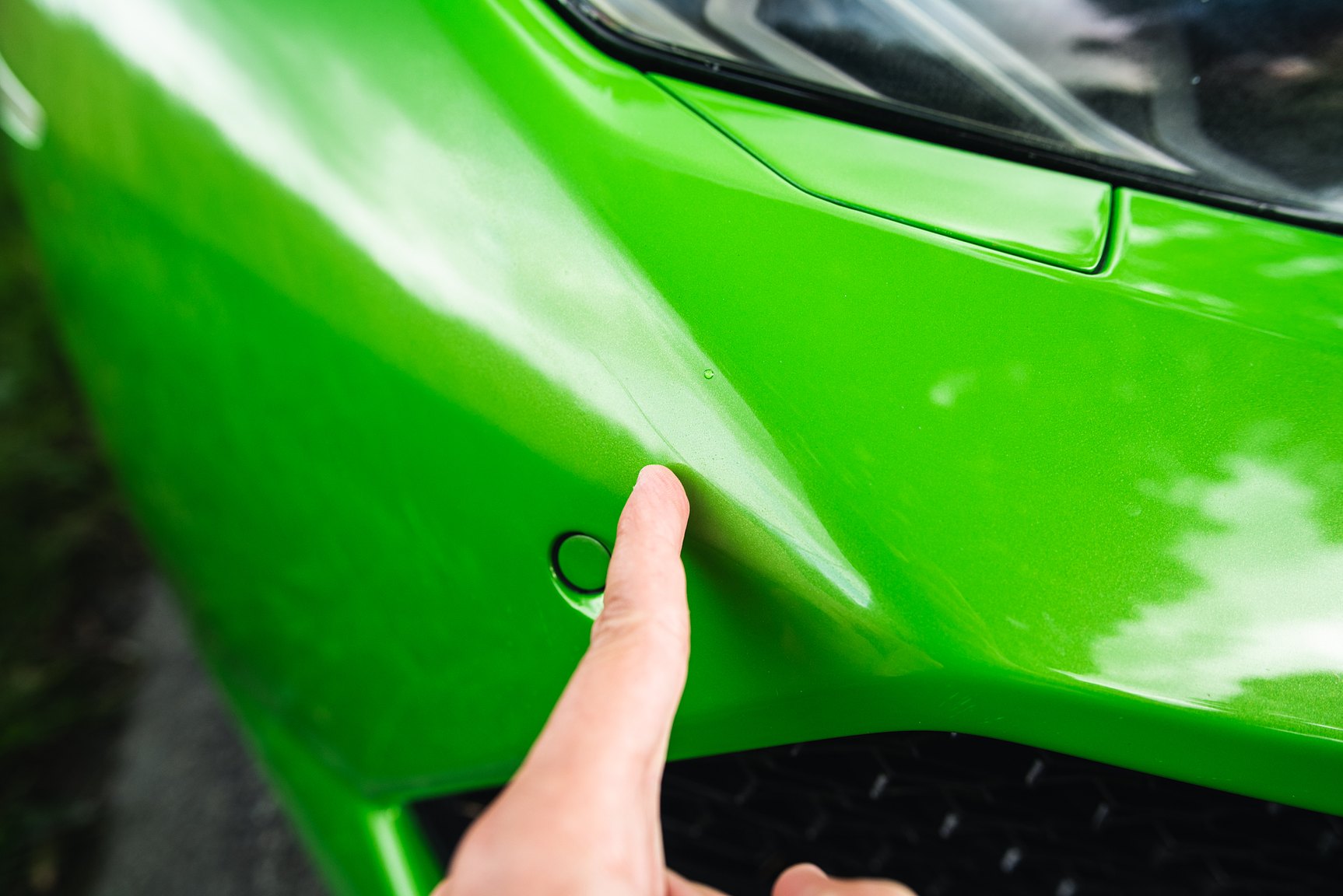 Exterior image of 2016 Lamborghini Huracan LP-610-4