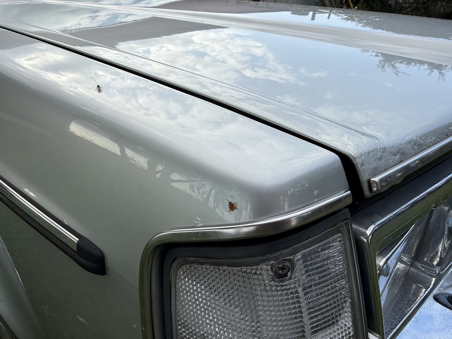 Exteriörbild på 1979 Volvo 262 C 2.8 V6 Automatisk