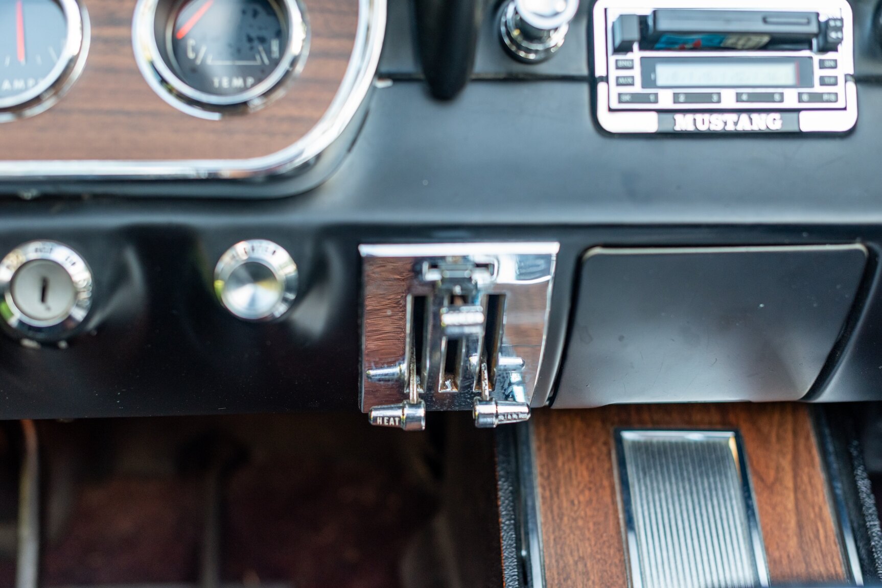 Innenraumfoto von 1966 Ford Mustang Convertible