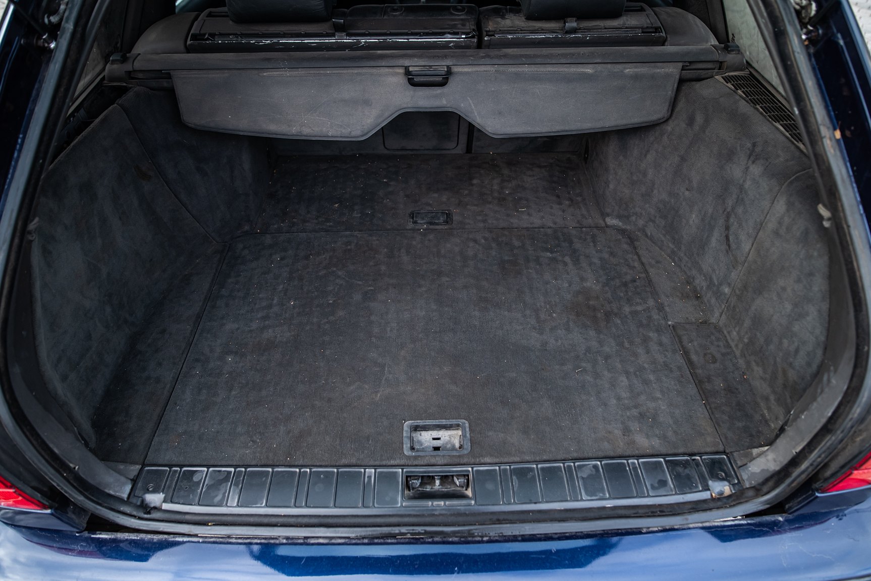 Interior image of 1992 BMW 525i Touring Outlaw