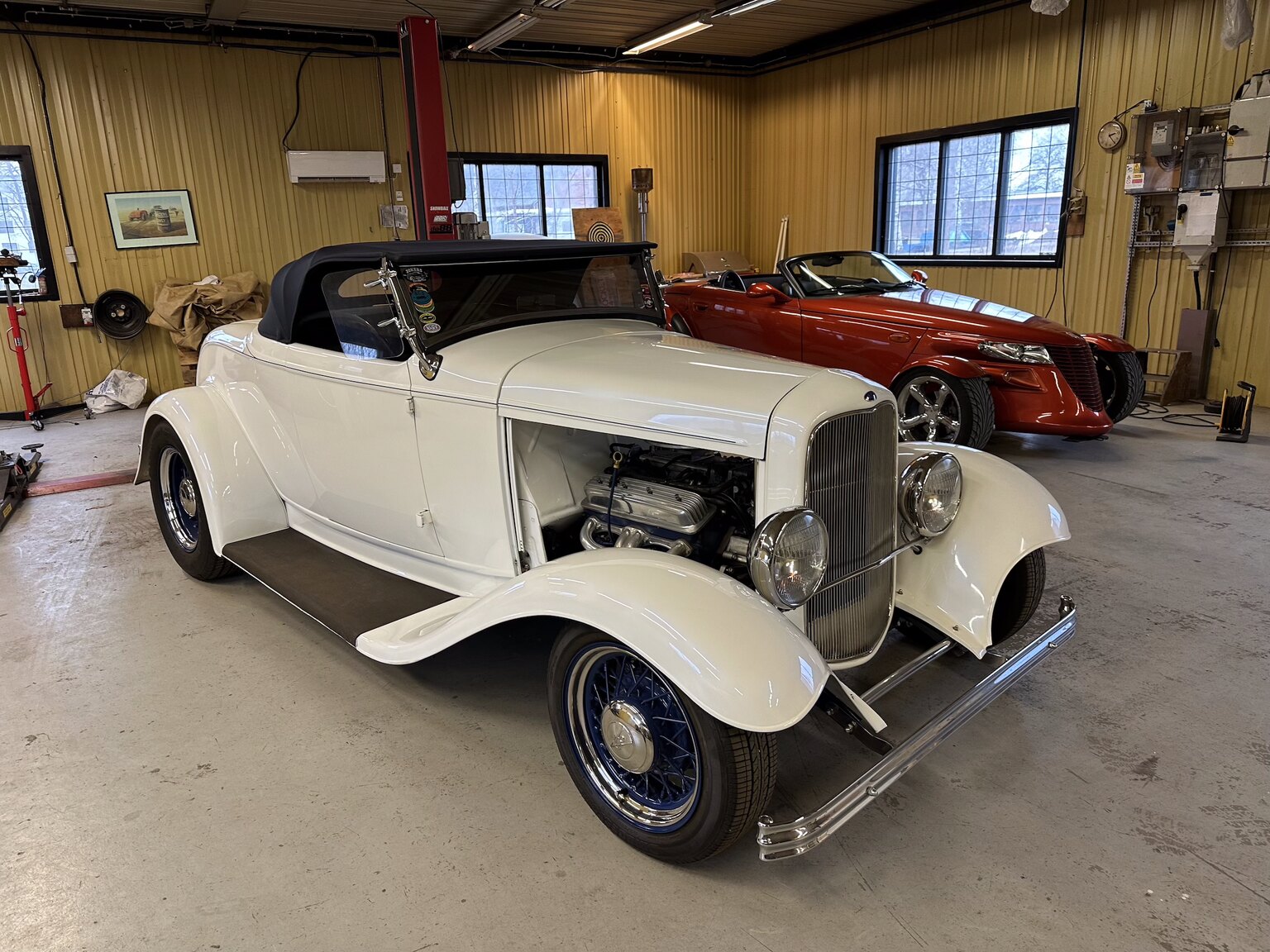 Exteriörbild på 1932 Custom Ford Rod White Ice